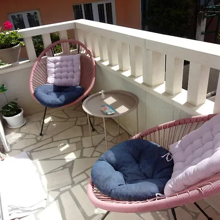 Katarina Za 6 Osoba شقة *