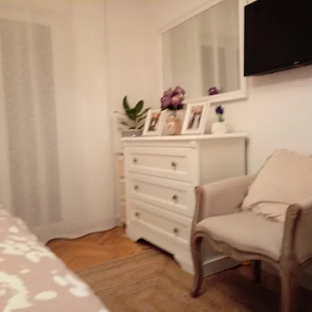 Katarina Za 6 Osoba شقة