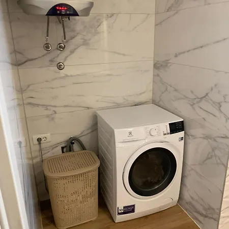 Katarina Za 6 Osoba * ماكارسكا